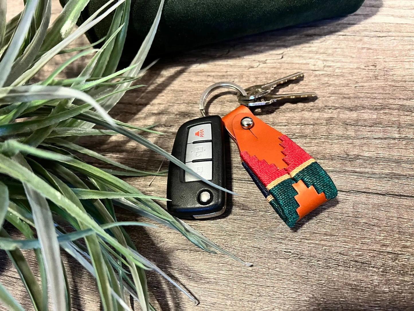 King ring Llavero tejido by Leather Republik - Figo