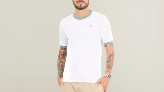 La evolución de la camiseta blanca: De básico a símbolo de clase - Figo